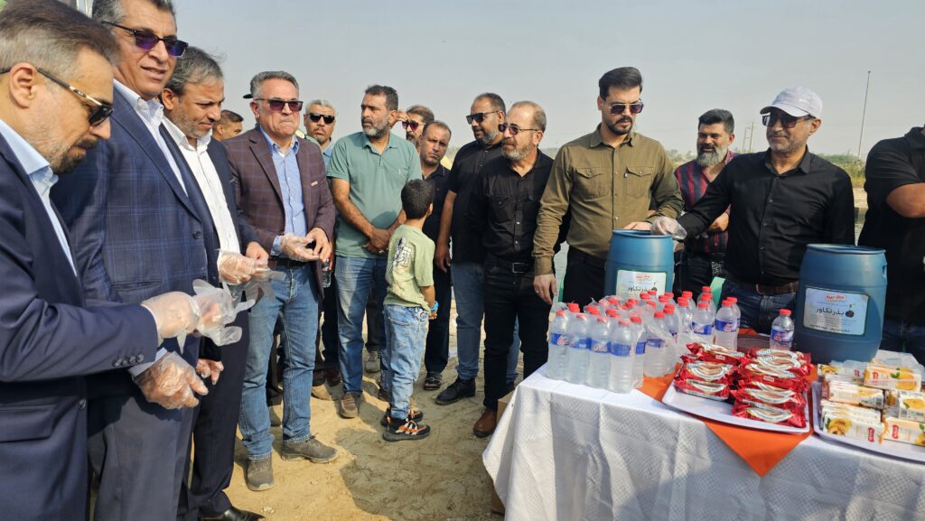 مدیرعامل شرکت پالایشگاه آبادان در حال اقدام برای کاشت بذر تکاور در منطقه مینوشهر